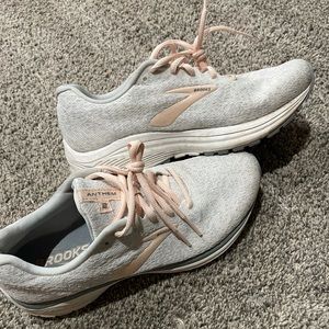 Brooks Anthem 2